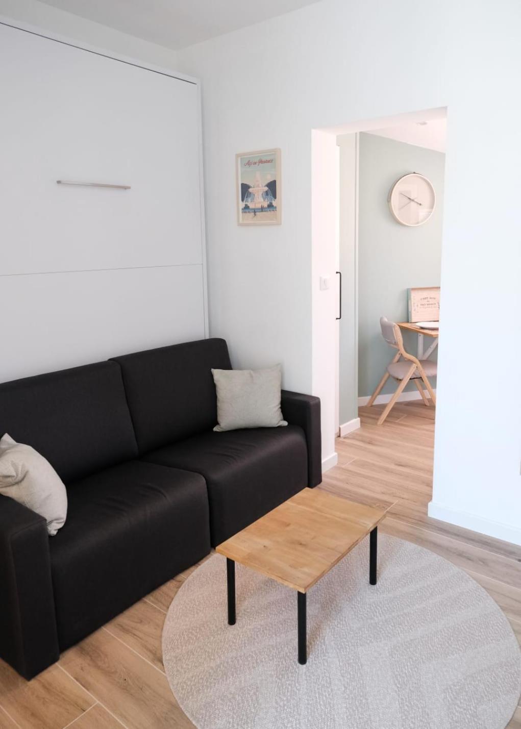 Studio Renove Avec Belle Terrasse Aix-en-Provence Esterno foto