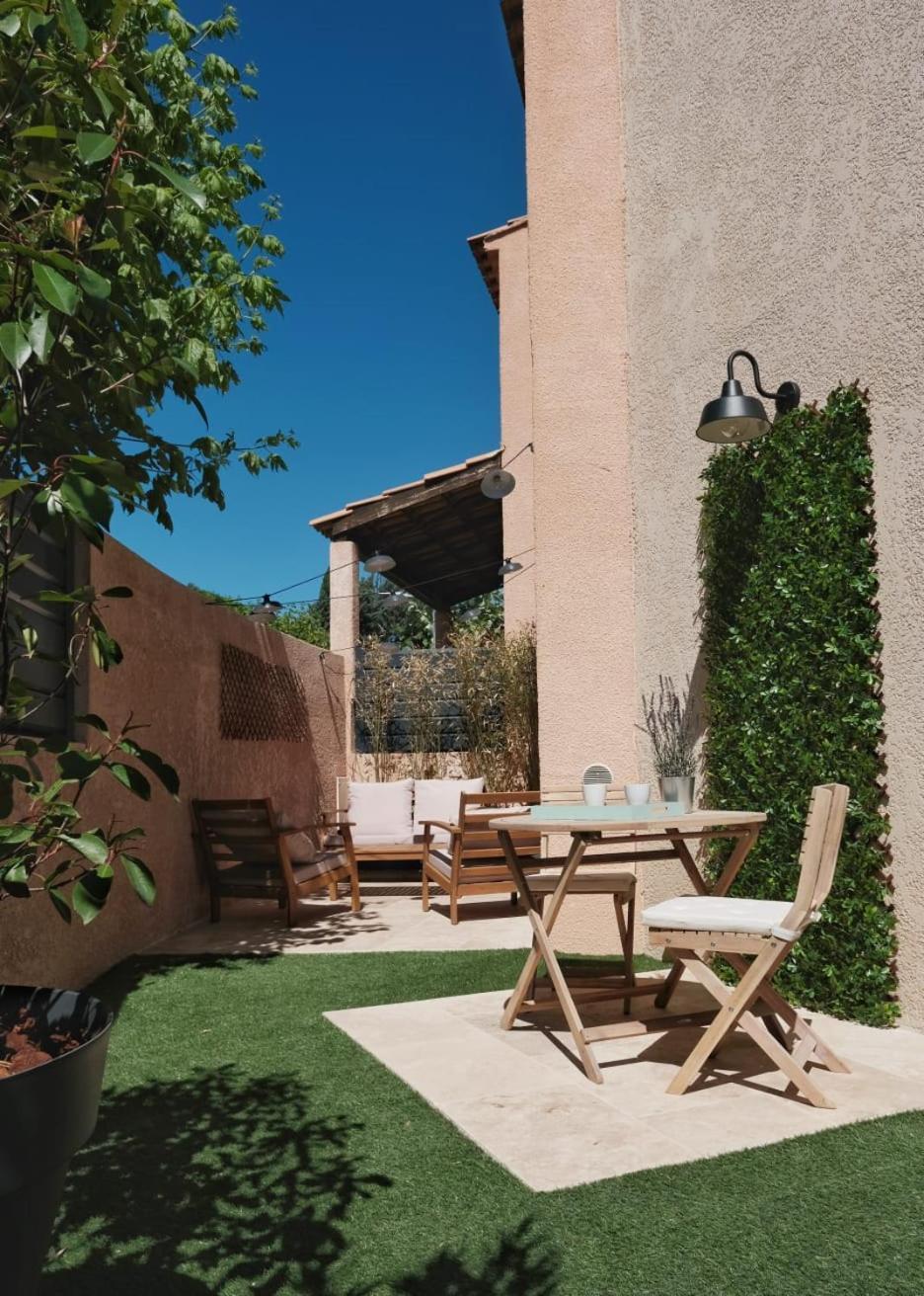 Studio Renove Avec Belle Terrasse Aix-en-Provence Esterno foto